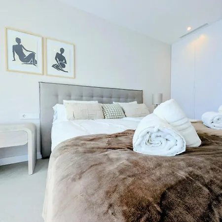 Sunlife Santa Clara 4bed Luxury * Marbella